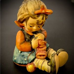 Knit One, pearl one
Description: Girl Knitting,